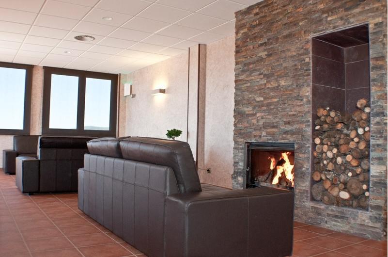 Hotel Albergue La Casa Del Peregrino El Acebo de San Miguel Eksteriør billede